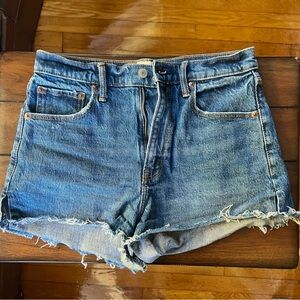 Abercrombie & Fitch “The Mom” Shorts - High Rise - Size 4